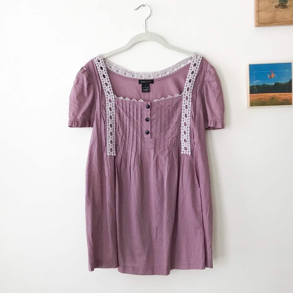 BCBGMAXAZRIA girly top size S great condition